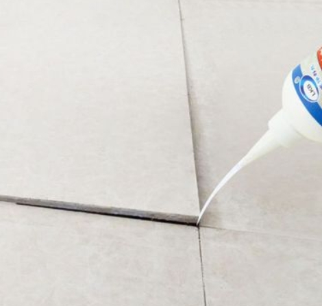 城关瓷砖空鼓维修公司分享卫生间瓷砖脱落的原因可能有以下几点